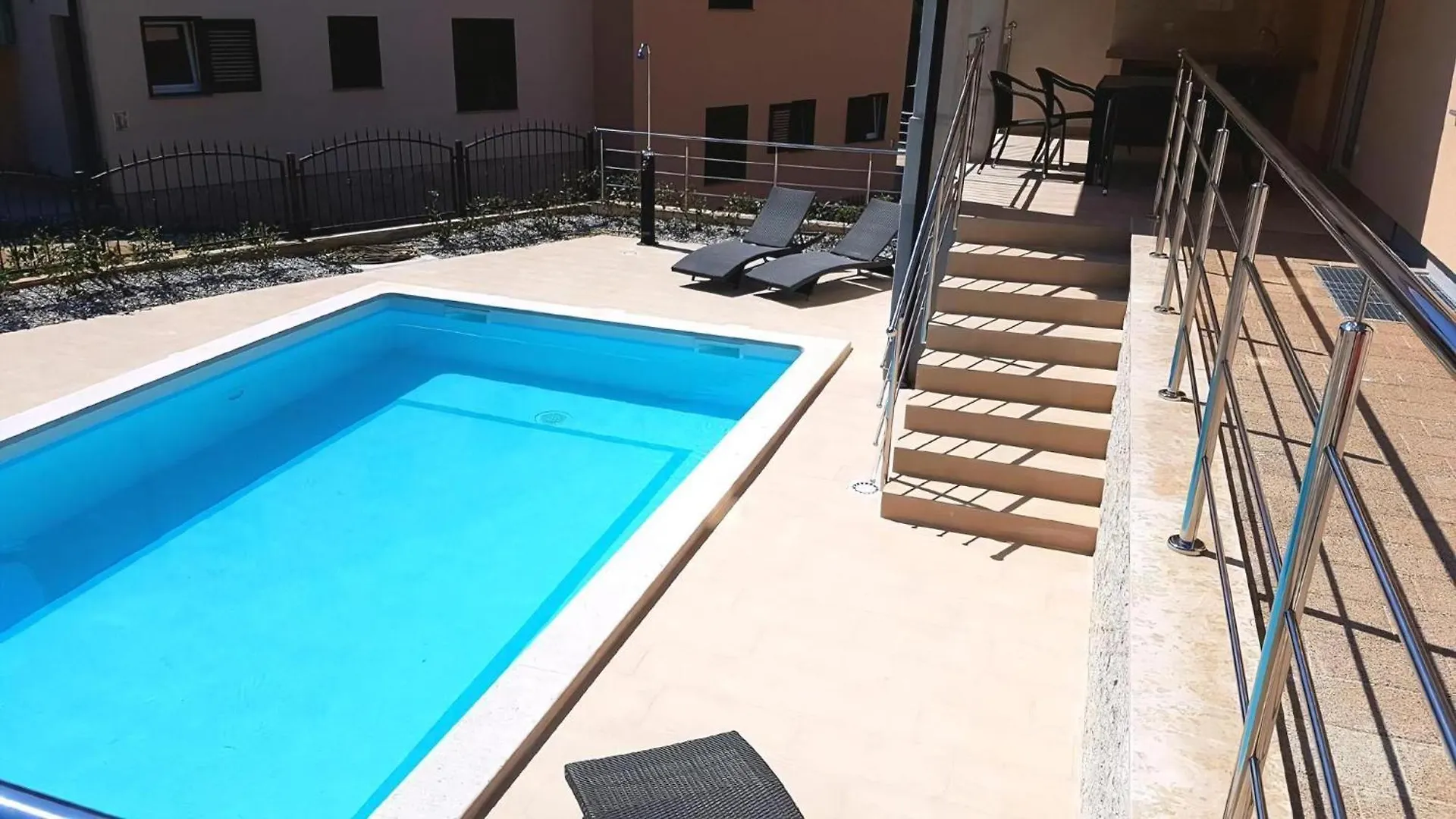 Holiday home Tolles Ferienhaus In Banjole Mit Privatem Pool