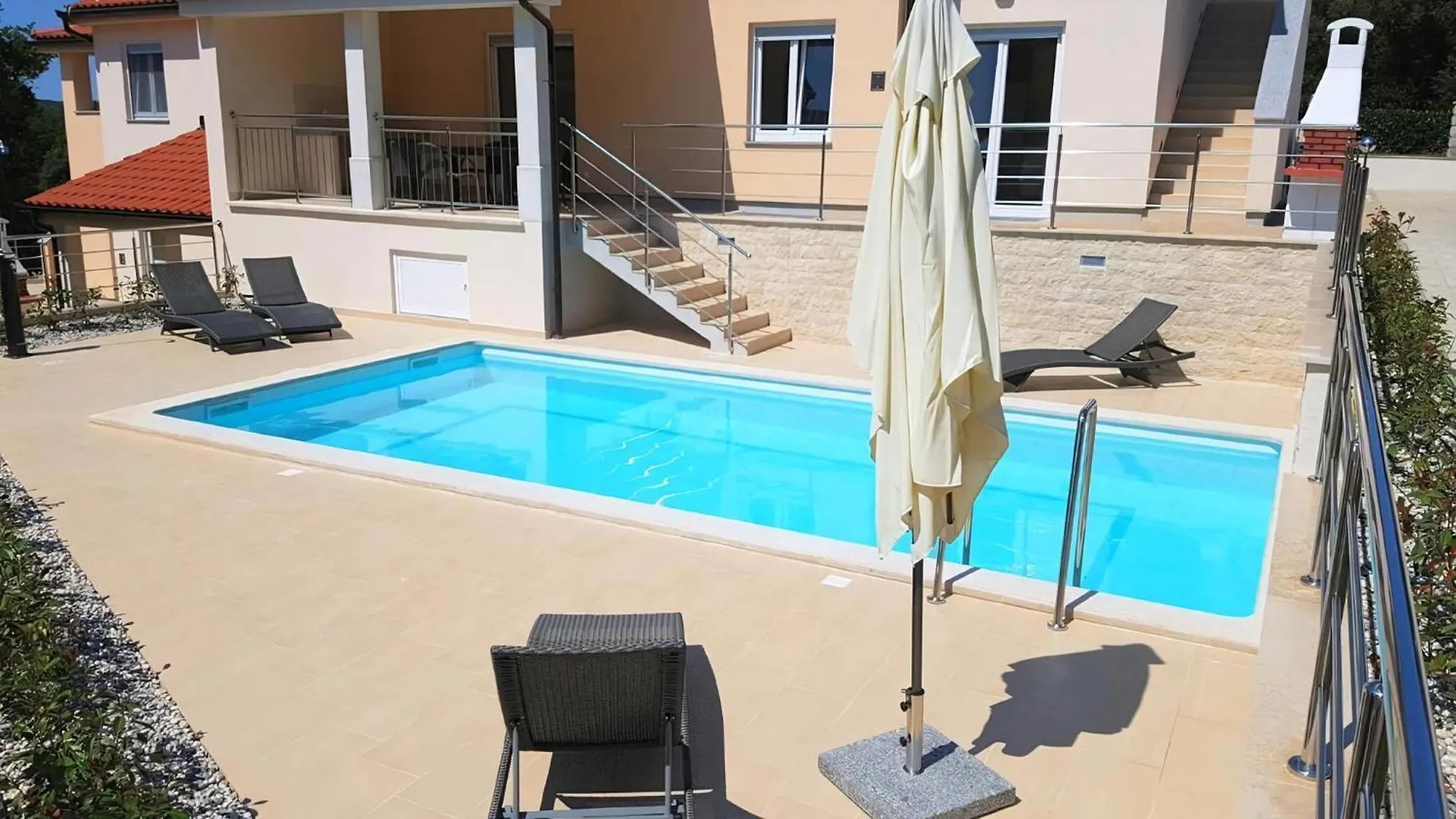 Holiday home Tolles Ferienhaus In Banjole Mit Privatem Pool