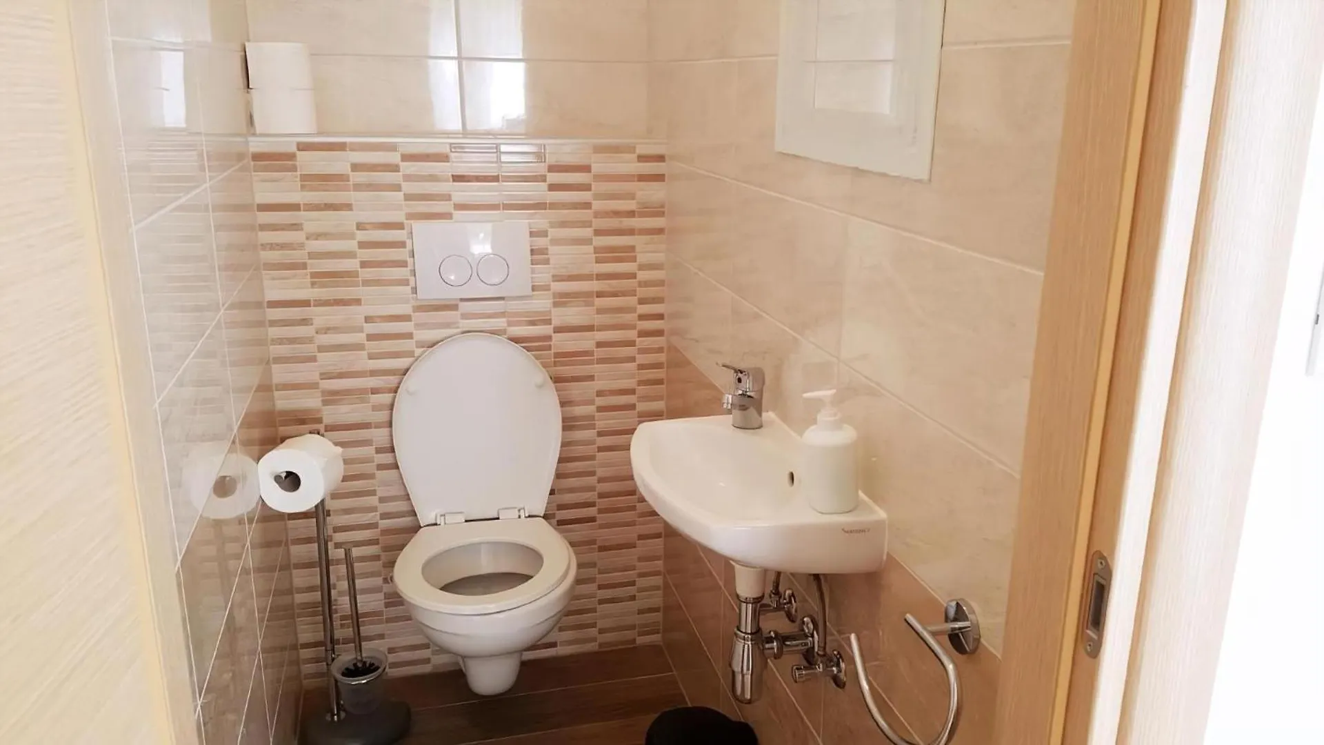 Holiday home Tolles Ferienhaus In Banjole Mit Privatem Pool Croatia